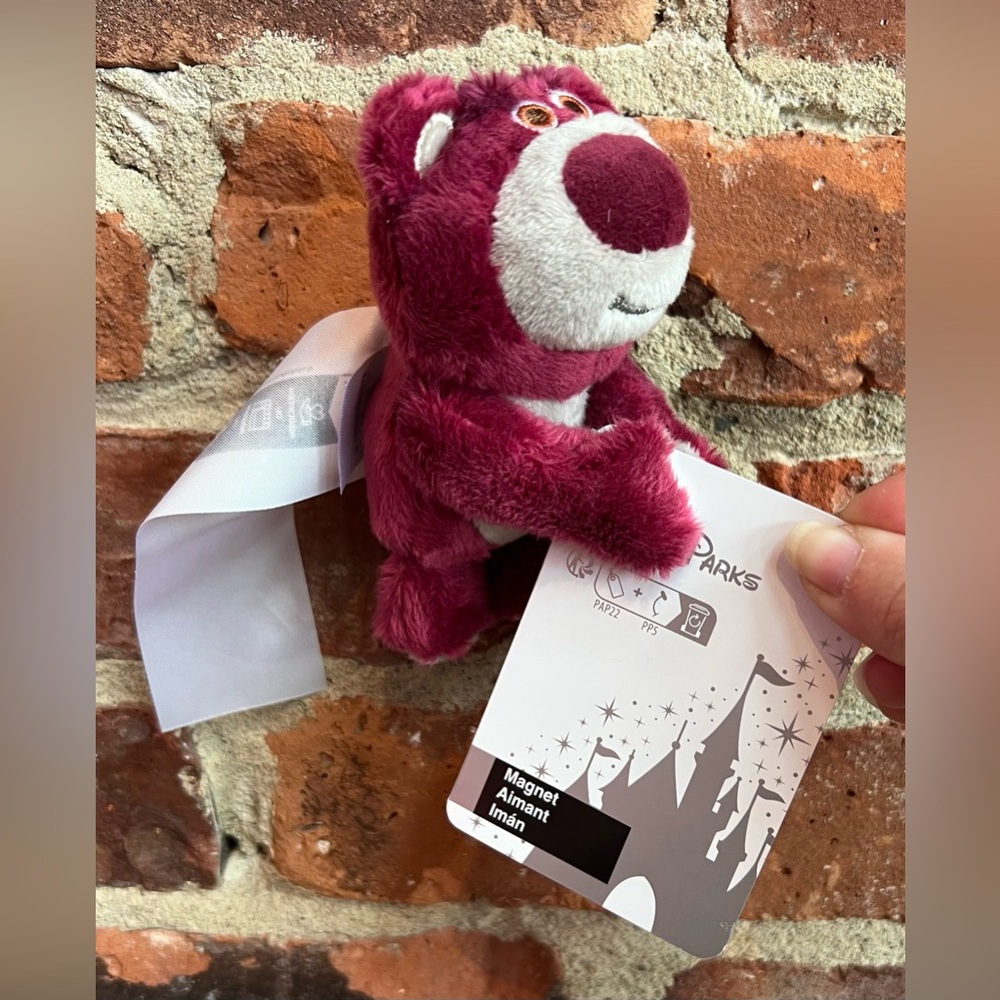 Disney Parks Toy Story Lotso Teddy Bear Magnetic Magnet Plush Toy NEW